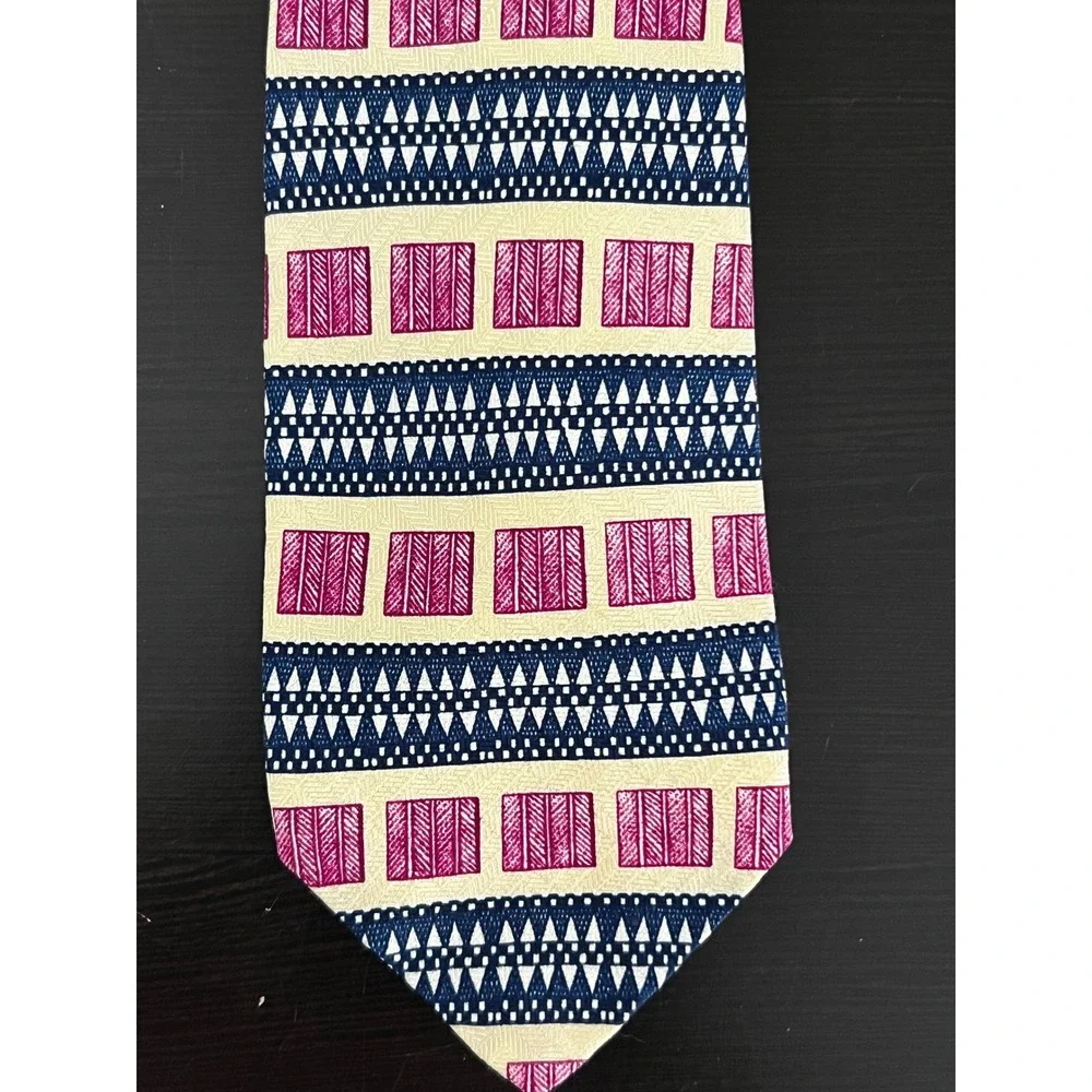 Robert Talbott Premiere Mens‎ Silk Tie Geometric Pink Navy Made in USA 3.75W